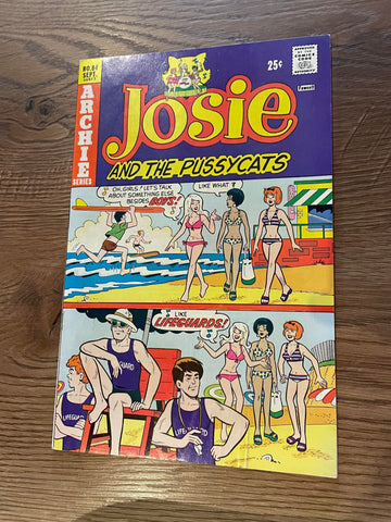 Josie and the Pussycats #84 - Archie Comics - 1975
