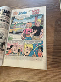 Josie and the Pussycats #84 - Archie Comics - 1975