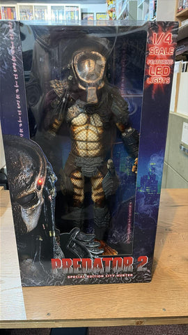 NECA Predator 2 Special Edition City Hunter ¼ Scale Action Figure