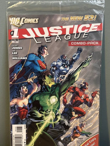 Justice League #1 - DC Comics - 2011 - Polybagged combo pack