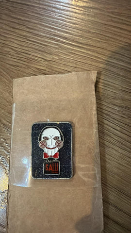 Saw the Ride (Billy the Puppet) Thorpe Park Ride Attraction Theme Park Pin Badge
