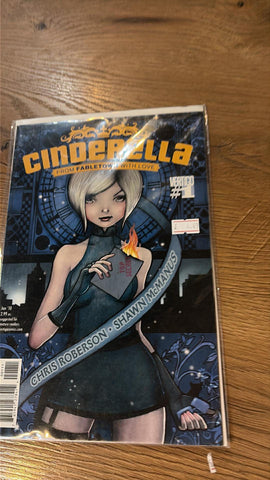 Cinderella #1 - Vertigo Comics - 2010 (Ref. Box A2)