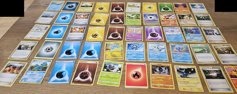 50 x Pokémon Cards - Mixed Batch (Ref.PO2) - see picture