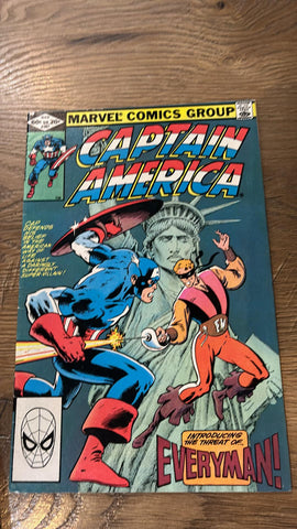 Captain America #267 - Marvel Comics - 1982