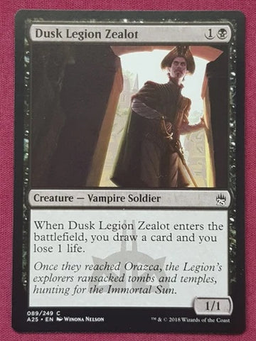 "Dusk Legion Zealot" x4 - Magic The Gathering - A25 - 4-Card Playset