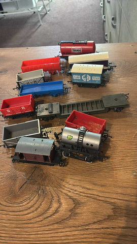 Hornby Railways OO  Train/Coach/Van JOBLOT  (Lot A)