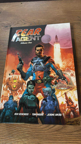 Fear Agent 20th Anniversary Deluxe Edition Hardcover Volume 01 Cover B - Image Comics
