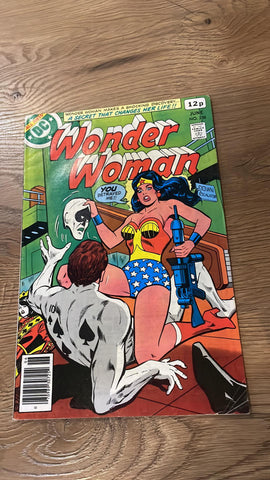 Wonder Woman #256 - DC Comics - 1979