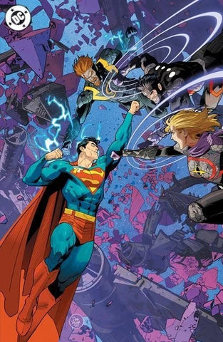 Superman #28 - DC Comics - 2025 - Mora Foil Variant