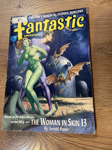 Fantastic Adventures : Woman in Skin 13 - Ziff-Davis - 1952 - Pulp