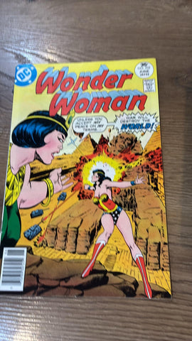 Wonder Woman #232 - DC Comics - 1977