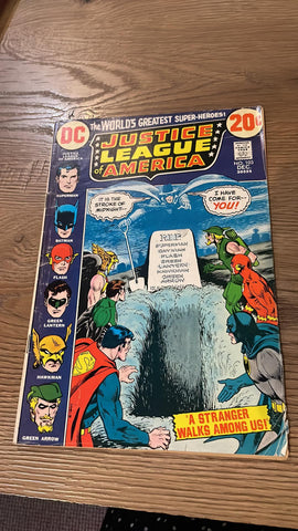 Justice League of America #103 - DC Comics - 1972 - Back Issue