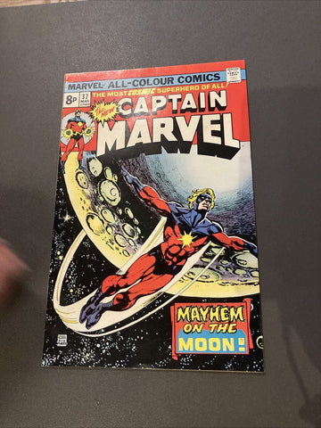 Captain Marvel #37 - Marvel Comics - 1975