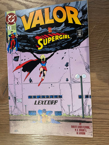 Valor Vs Supergirl #2 - DC Comics -1992
