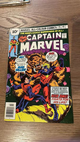 Captain Marvel #45 - Marvel Comics - 1976